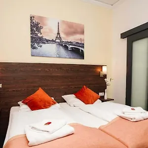 Little Paris 3* Frankfurt am Main
